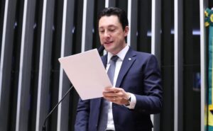 Câmara aprova minirreforma que limita multas partidárias
