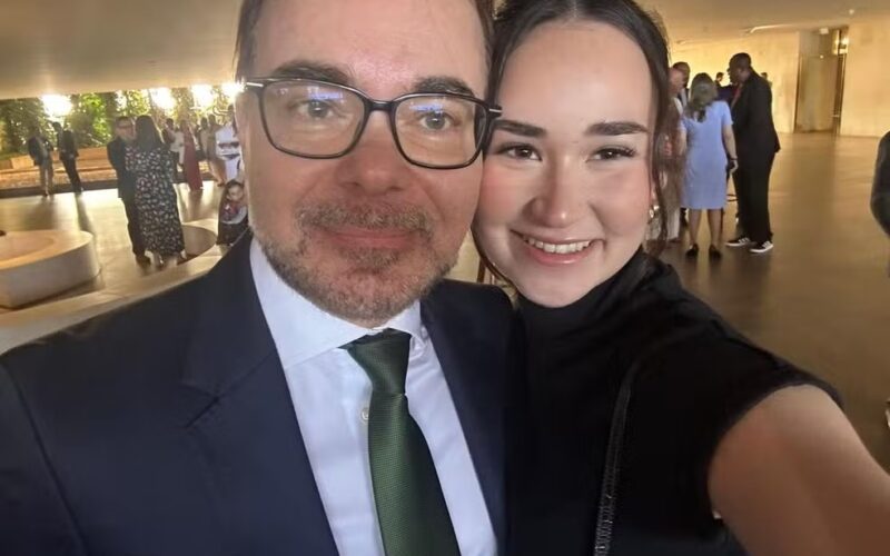 Diplomata lamenta morte da filha atropelada em Ipanema: 'Era um anjo