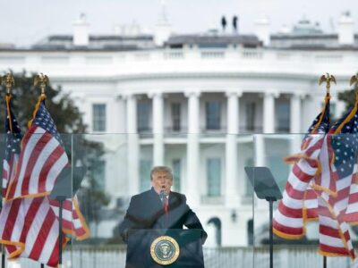 Governo Trump usa tiroteio para defender salão de baile