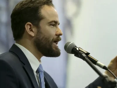 Comércio Brasil-EUA cai de 25% para 9% em 22 anos, diz Durigan