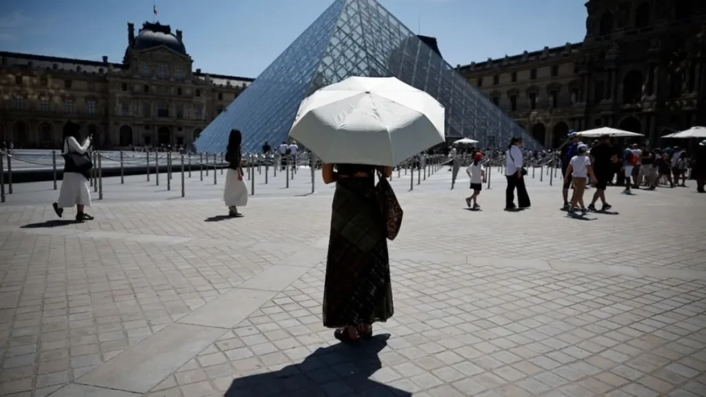 França ativa célula de crise em meio a onda de calor