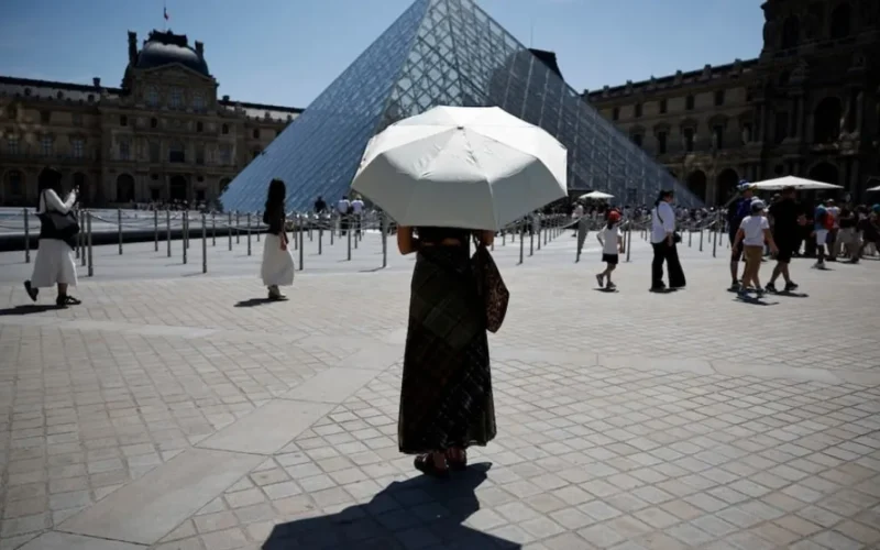 França ativa célula de crise em meio a onda de calor