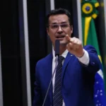 Deltan cogita lançar esposa ao Senado se tiver candidatura barrada