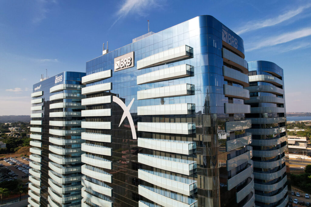 S&P rebaixa nota do BRB e cita risco de liquidação