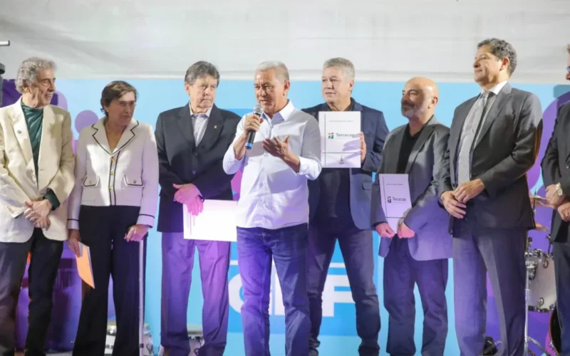 GDF regulariza concessão de uso para quatro clubes e associações