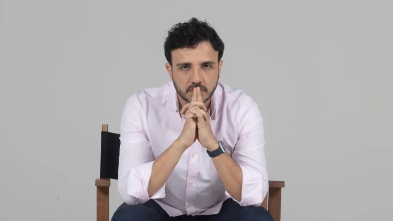 Renan Santos anuncia tenente-coronel Aroldo Medina como vice