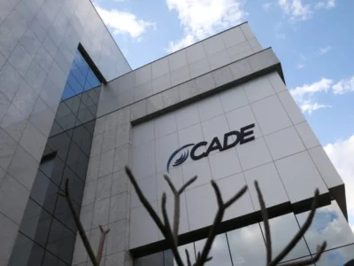Crise política deixa Cade sem presidente e superintendente
