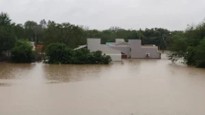 RS: 1.200 desabrigados e 194 cidades com danos por chuvas