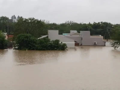 RS: 1.200 desabrigados e 194 cidades com danos por chuvas