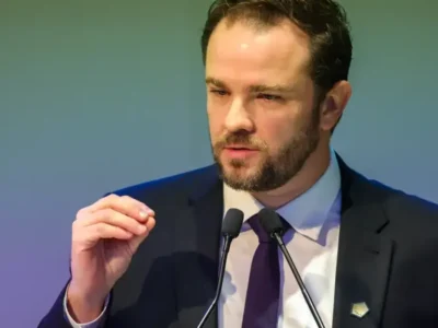 Durigan: reduzir gasto e endurecer arcabouço fiscal