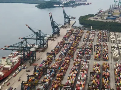 Alta das exportações reduz déficit da conta corrente para US$ 2,33 bi
