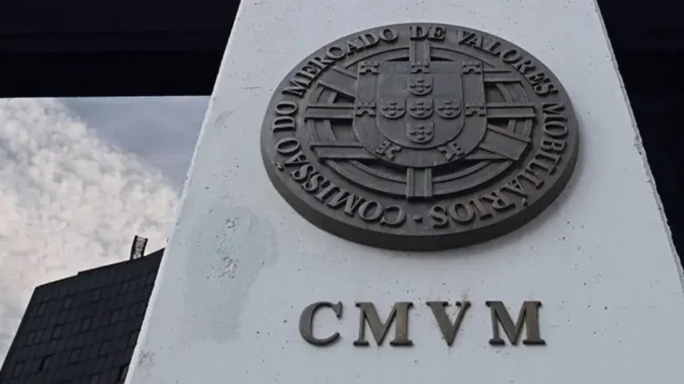 CVM para e estoque de processos sobe 20%
