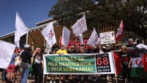 Movimentos criam brigadas para defender reeleição de Lula
