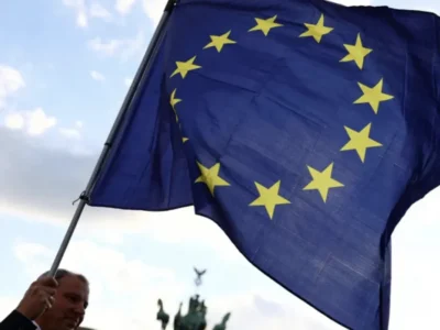 Ceuta expõe racha na UE entre crise migratória e ultradireita