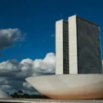 Congresso forte e informal afeta transparência, diz estudo