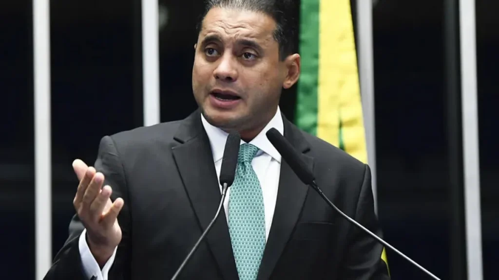 PF aponta ligações de senador com ministro do STJ em inquérito